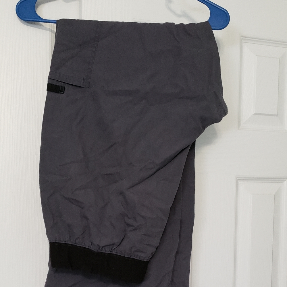 Scrub pants